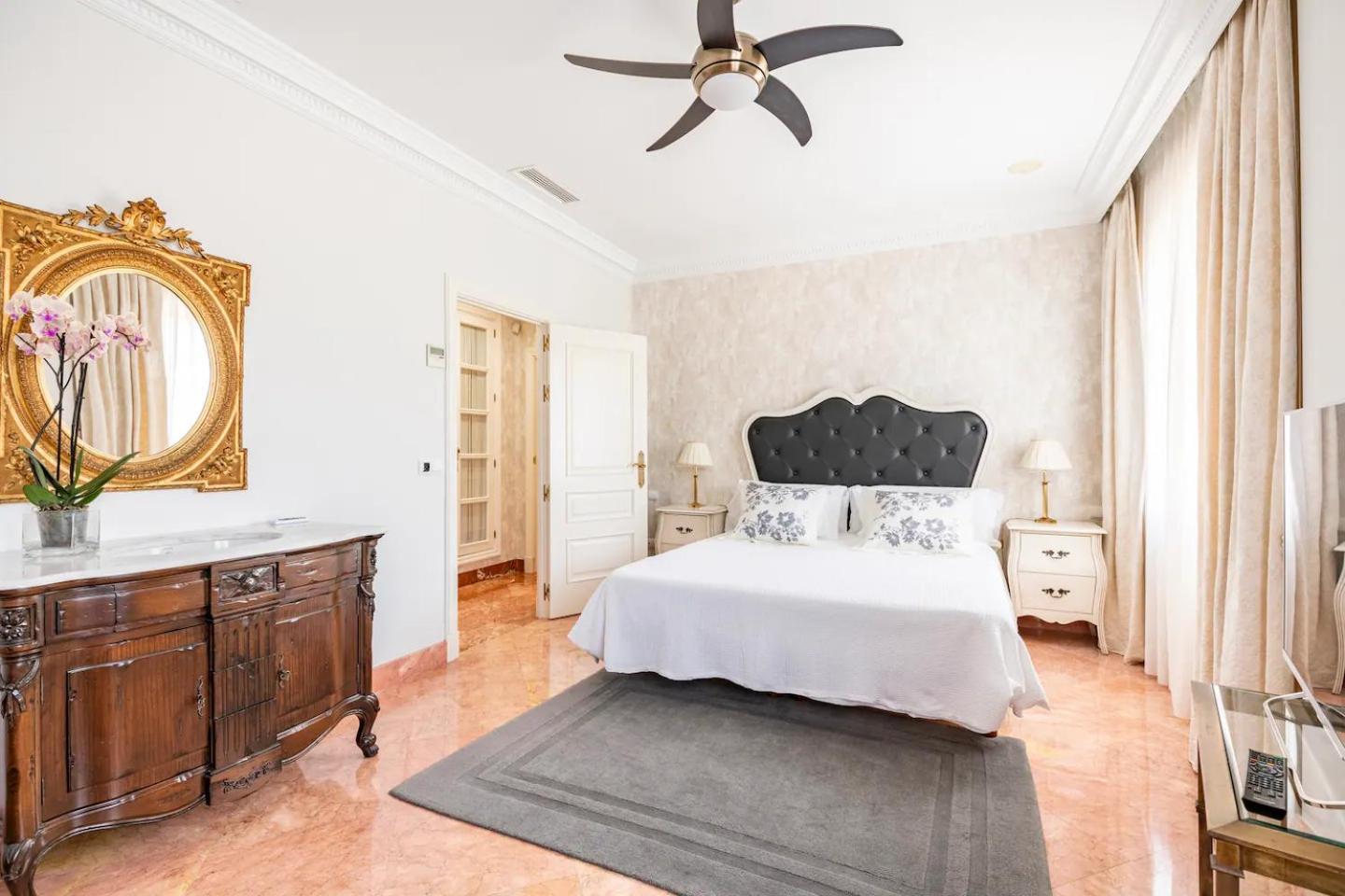 Апартаменты Puerta De Jerez II (Adults Only) Севилья Экстерьер фото